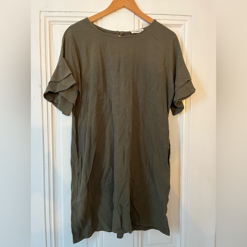 Ee:some Forest Green Peplum Mini!